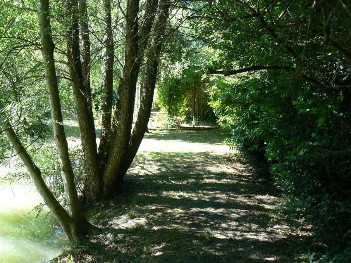 La Maison De L'Etang Sampigny Bagian luar foto